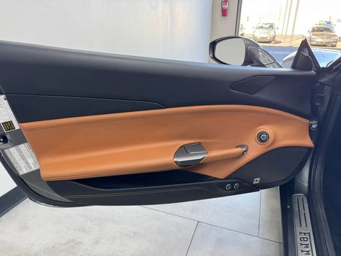 Used 2017 Ferrari 488 Spider RWD image 27