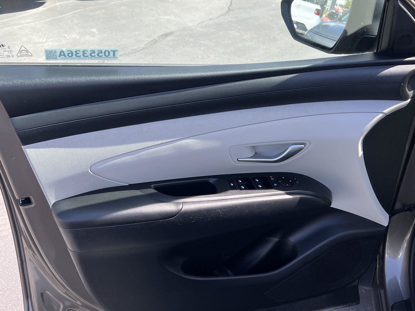 Certified 2025 Hyundai Tucson SEL AWD/4WD image 30