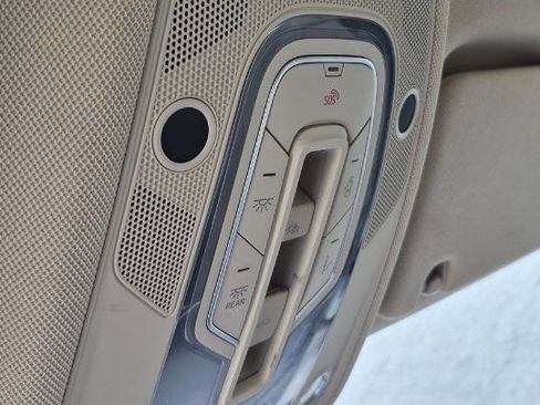 Used 2017 Audi Q7 3.0T Premium Plus image 40