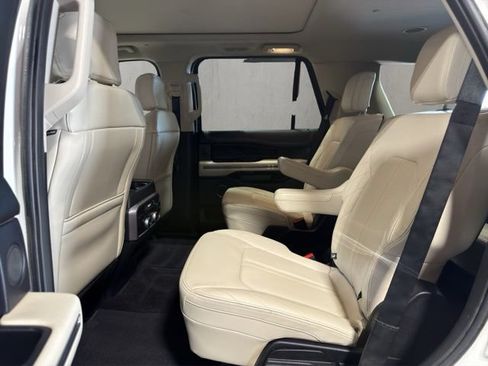 Used 2021 Ford Expedition Platinum AWD/4WD image 8