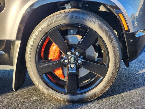 Used 2024 Land Rover Defender 130 X image 6