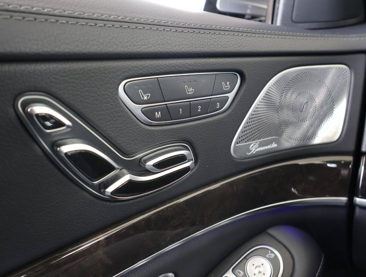 Used 2015 Mercedes-Benz S 550 Sedan image 47