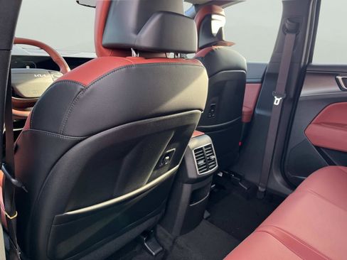 New 2026 Kia Sportage SX Prestige image 16