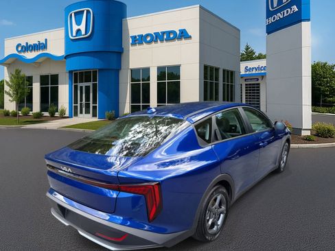 Used 2025 Kia K4 LXS image 6