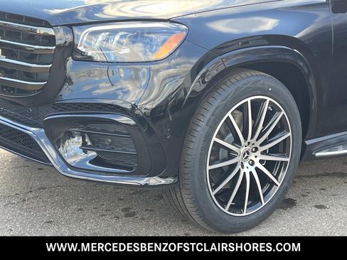 New 2026 Mercedes-Benz GLS 580 GLS 580 image 11