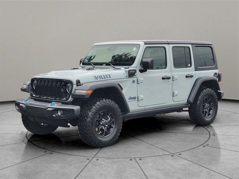 Certified 2024 Jeep Wrangler Unlimited image 3