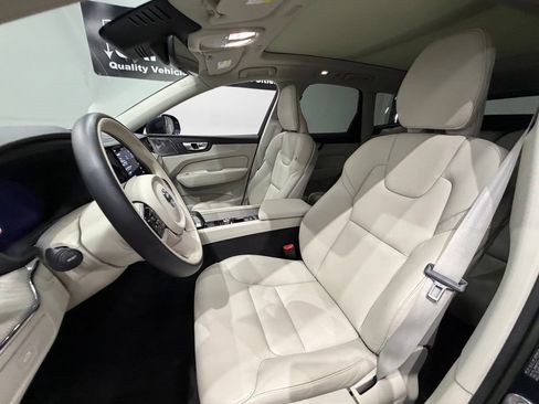 Used 2023 Volvo XC60 B5 Plus w/ Climate Package AWD/4WD image 24