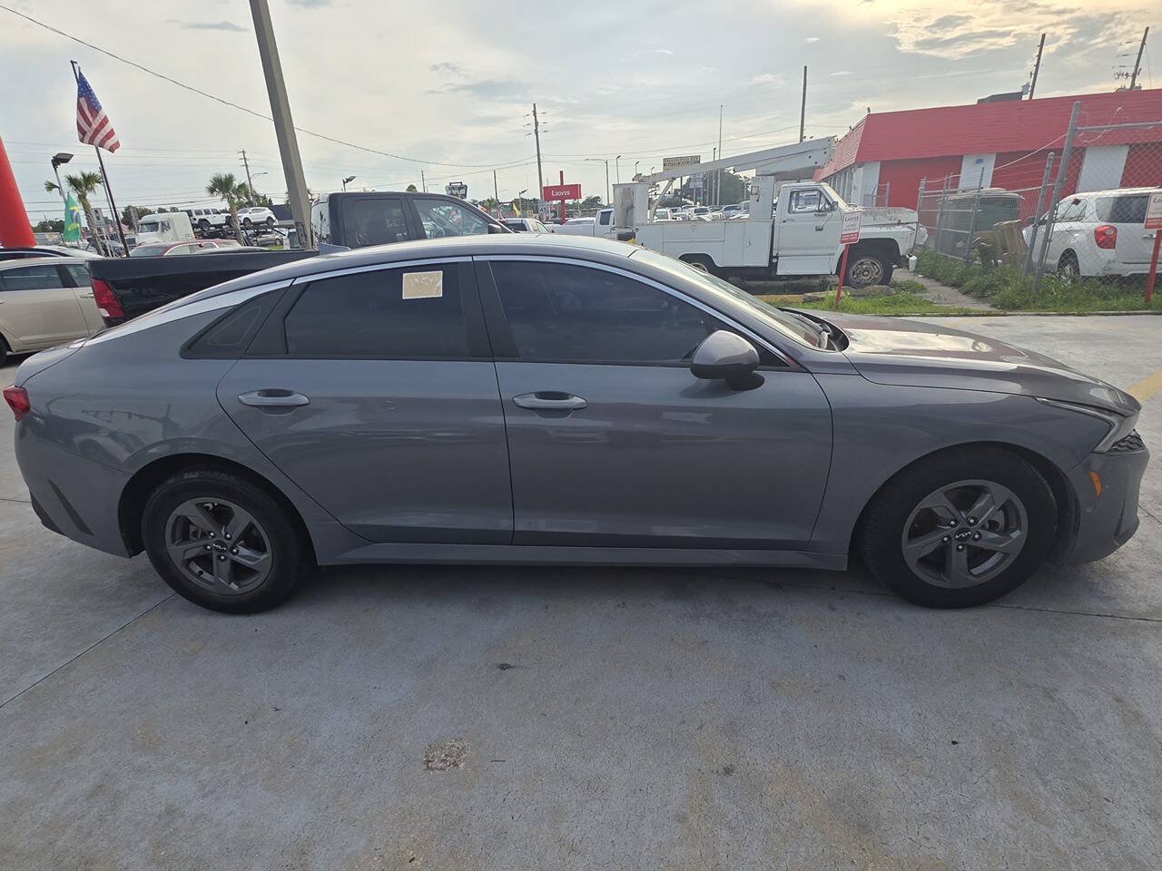 Used 2022 Kia K5 LX FWD image 7