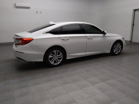 Used 2018 Honda Accord LX image 10