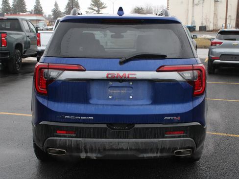 Used 2023 GMC Acadia AT4 w/ Preferred Package image 6