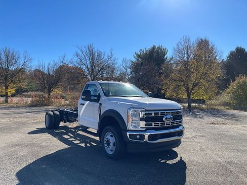 New 2024 Ford F550 4x4 Regular Cab Super Duty image 7