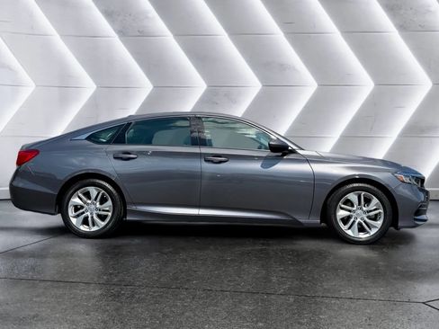 Used 2019 Honda Accord LX image 4