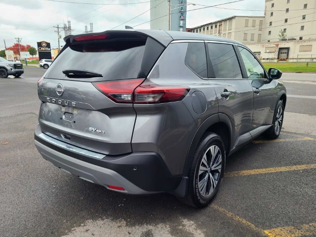Used 2023 Nissan Rogue SV AWD/4WD image 7