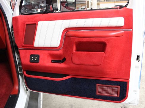 Used 1988 Ford Bronco AWD/4WD image 24