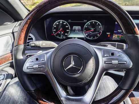 Used 2020 Mercedes-Benz S 560 4MATIC Sedan image 38