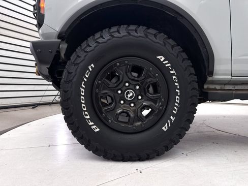 Used 2022 Ford Bronco Wildtrak AWD/4WD image 15