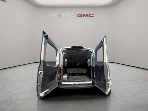 Used 2023 Ford Transit 350 XLT image 25