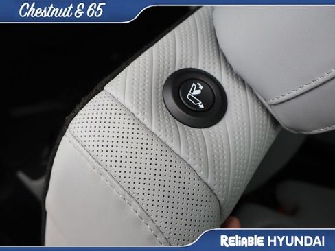 Certified 2025 Hyundai Palisade SEL FWD image 15