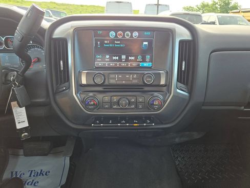 Used 2018 Chevrolet Silverado 1500 LT w/ All Star Edition AWD/4WD image 22