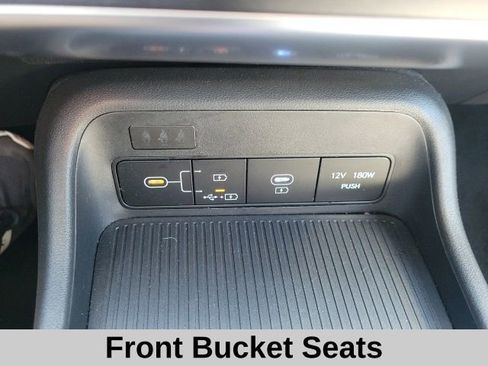 Used 2025 Hyundai Kona SEL image 9