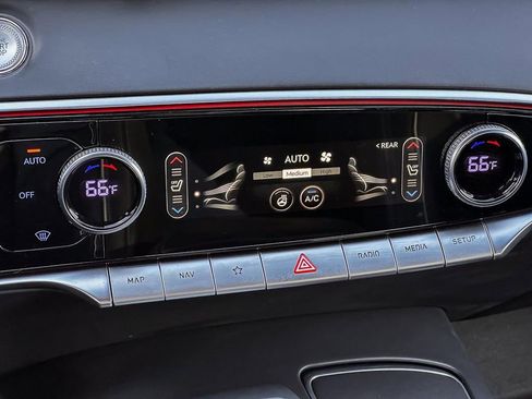 Used 2022 Genesis GV70 3.5T Sport w/ Sport Prestige Package image 27