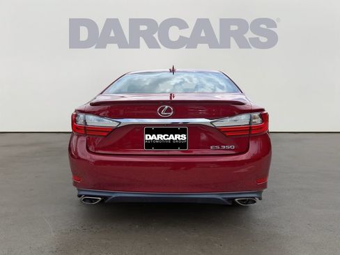 Used 2018 Lexus ES 350 w/ Navigation System Package FWD image 3