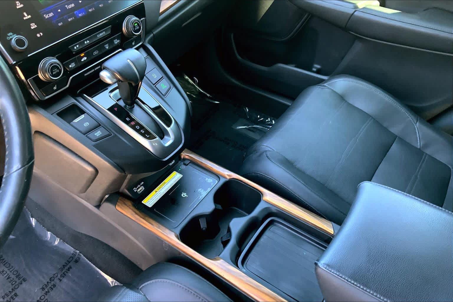Used 2020 Honda CR-V Touring image 17