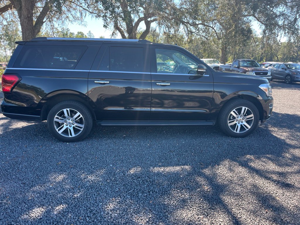Used 2024 Ford Expedition Max Limited RWD image 7