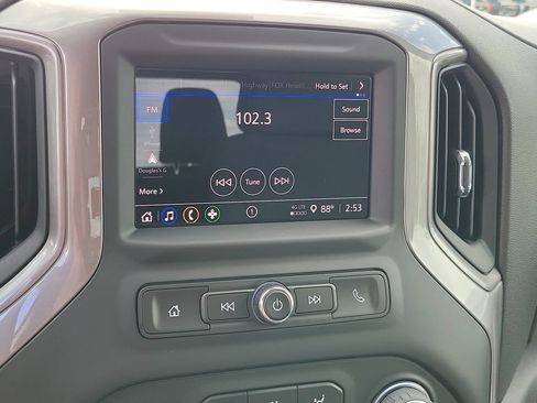 Used 2024 Chevrolet Silverado 2500 Custom w/ Custom Value Package AWD/4WD image 29