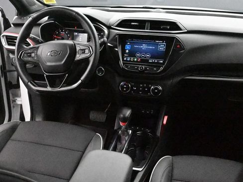 Certified 2023 Chevrolet TrailBlazer RS w/ Convenience Package AWD/4WD image 14