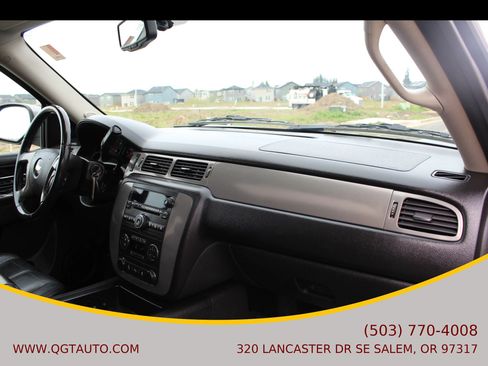 Used 2012 Chevrolet Tahoe LT w/ Suspension Package, Off-Road AWD/4WD image 23