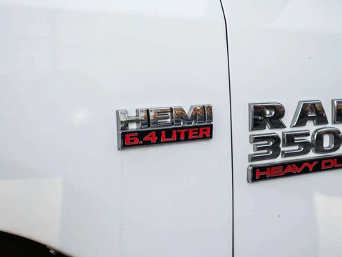 Used 2018 RAM 3500 Tradesman w/ Chrome Appearance Group image 24