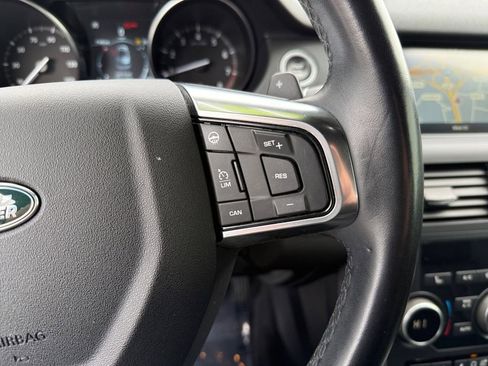 Used 2019 Land Rover Discovery Sport Landmark Edition image 22