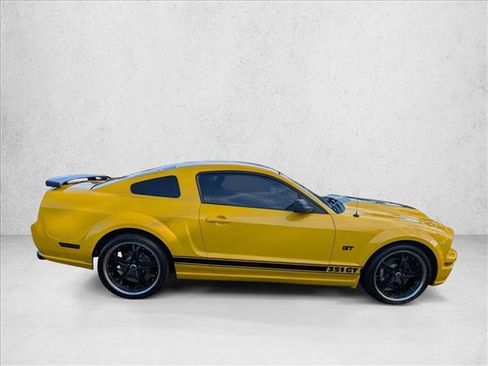 Used 2006 Ford Mustang GT Premium image 4