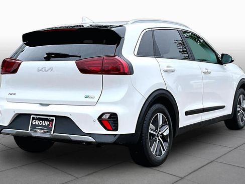 Used 2022 Kia Niro EX Premium image 13