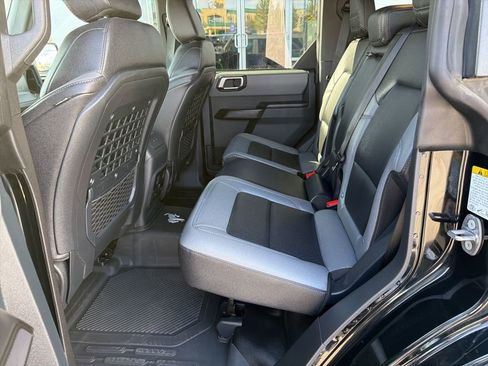 Used 2024 Ford Bronco Black Diamond AWD/4WD image 24