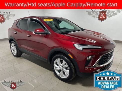 Used 2024 Buick Encore GX Preferred AWD/4WD image 1