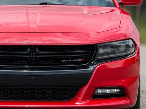 Used 2018 Dodge Charger GT AWD/4WD image 12