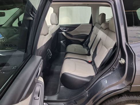 Used 2022 Subaru Forester Limited image 11