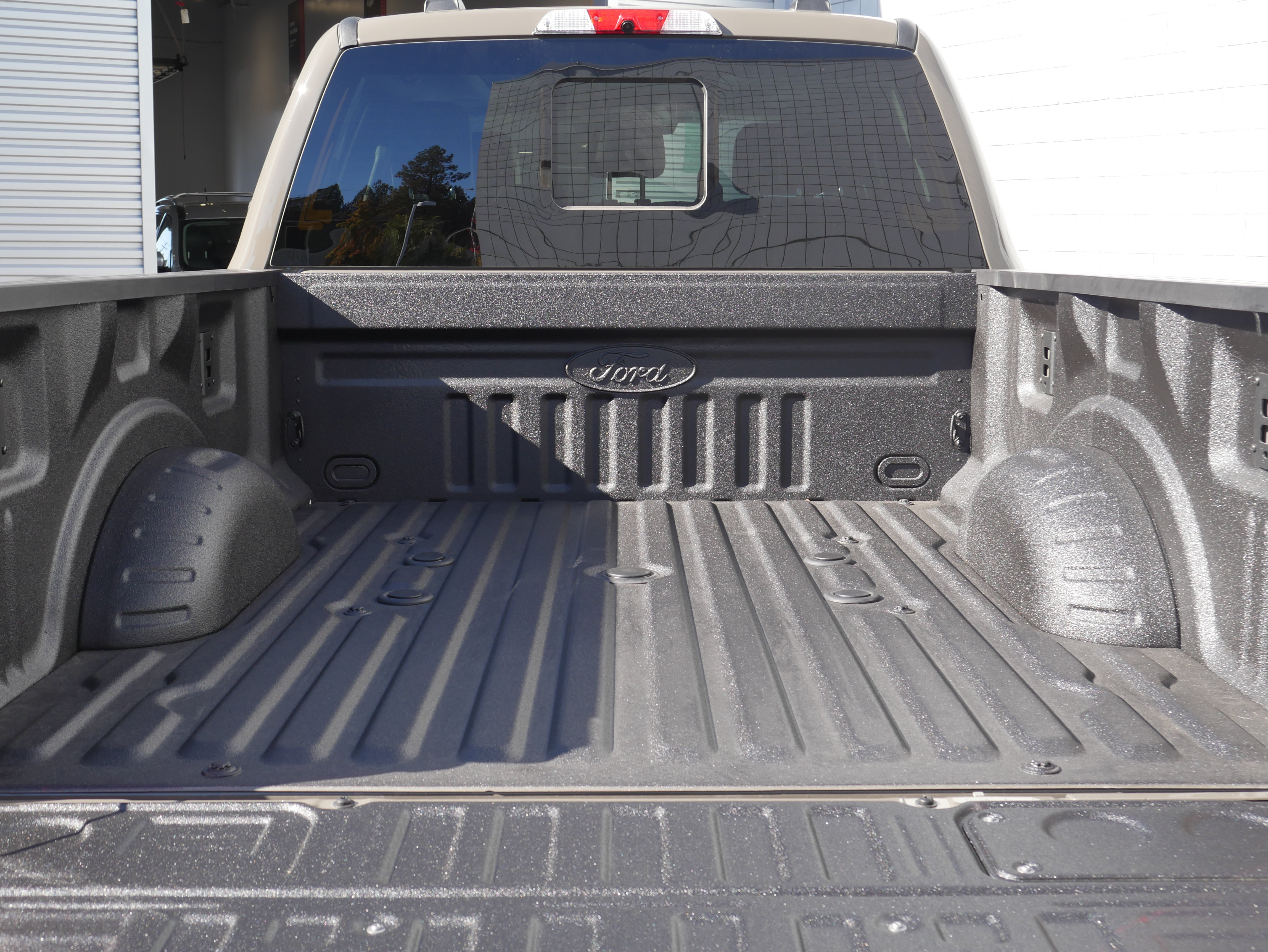 New 2027 Ford F350 Lariat w/ Tremor Off-Road Package AWD/4WD image 30