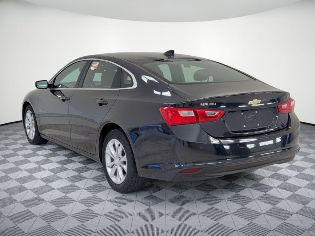 Used 2023 Chevrolet Malibu LT w/ Driver Confidence Package FWD image 3