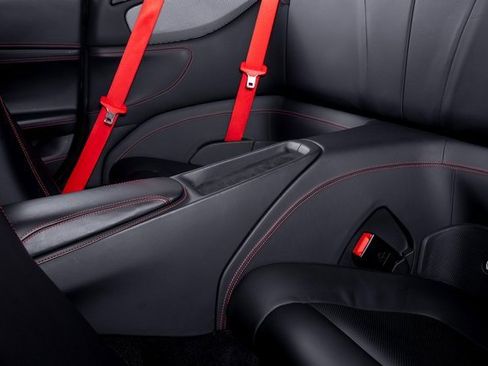 Used 2020 Ferrari Portofino image 27