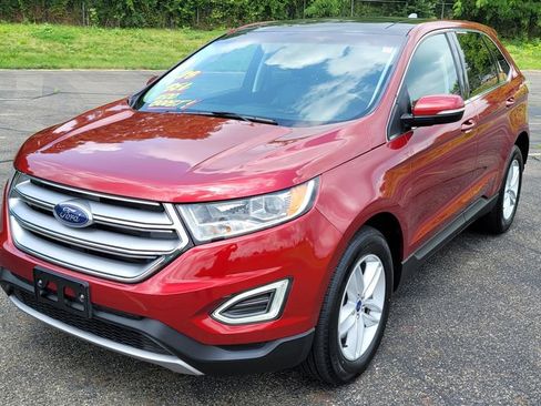 Used 2018 Ford Edge SEL w/ Equipment Group 201A AWD/4WD image 3