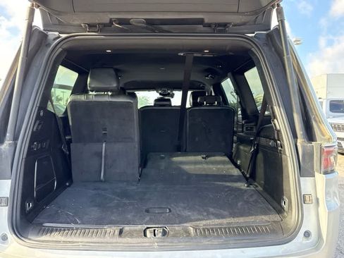 Used 2024 Jeep Wagoneer Series II w/ Flexible Seating Group AWD/4WD image 15