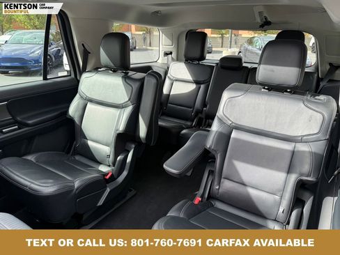 Used 2025 Ford Expedition Platinum AWD/4WD image 30