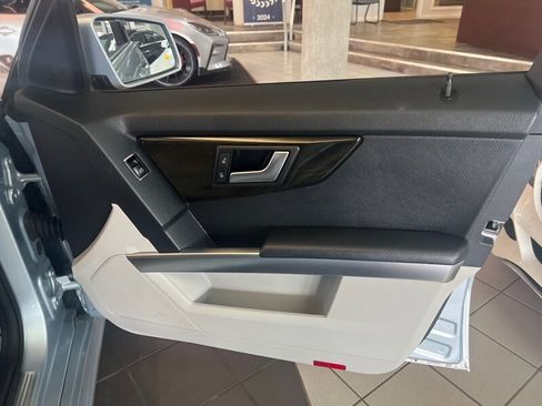 Used 2014 Mercedes-Benz GLK 350 GLK 350 4MATIC 4DR SUV AWD image 28