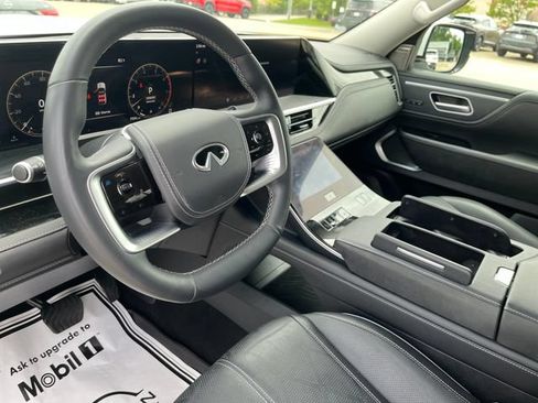 Used 2025 INFINITI QX80 Sensory AWD/4WD image 15