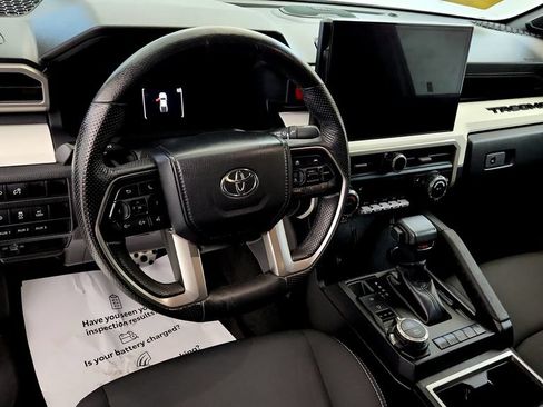Used 2024 Toyota Tacoma TRD Sport w/ TRD Sport Upgrade Package AWD/4WD image 31