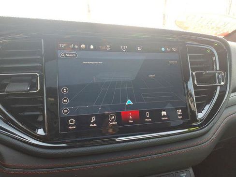 Certified 2023 Dodge Durango R/T w/ Tow 'N Go Package AWD/4WD image 16