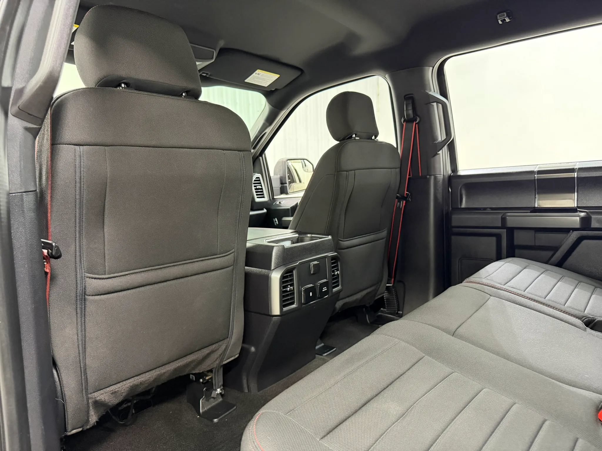 Used 2019 Ford F150 XLT w/ Equipment Group 302A Luxury AWD/4WD image 16